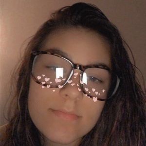 Meet your Posher, Juliana